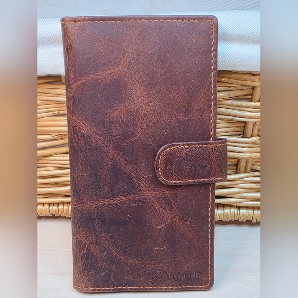Valenchi-Leather RFID Distressed Brown Leather Checkbook cover for Men and Women - Picture 1 of 11